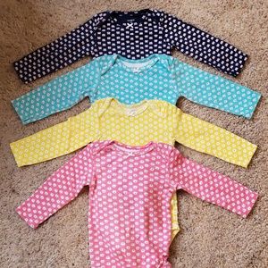 4 Long sleeve onsies